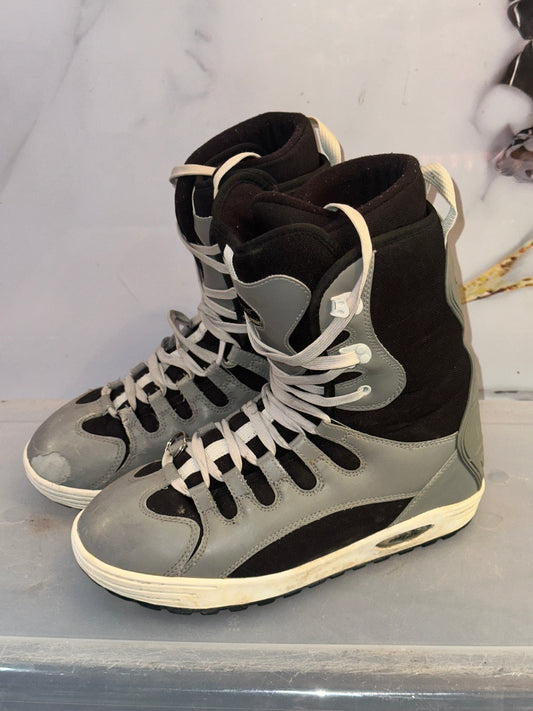 USED Ride Men’s Snowboard Boots Size 11