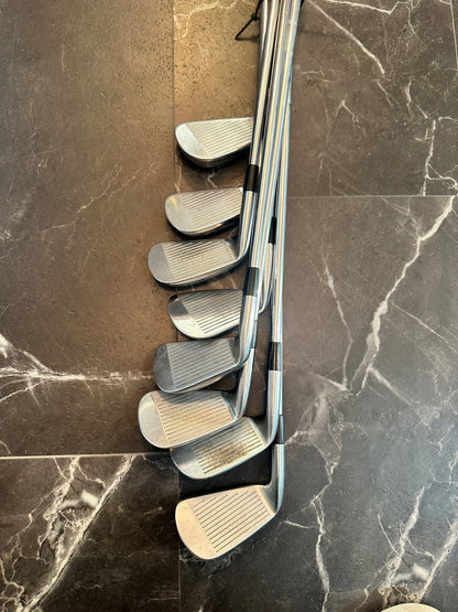 USED Mizuno MX-23 4 iron RH S-flex