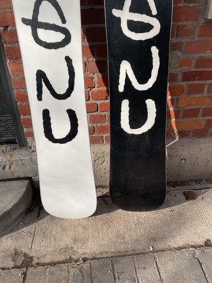 DEMO, Gnu , Facts Snowboard 2026