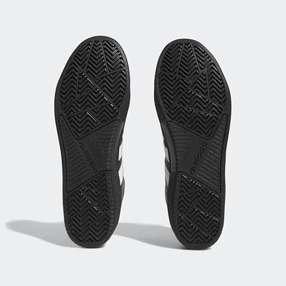 Adidas - Shoes, Tyshawn Remastered. BLK/WHT/GLD