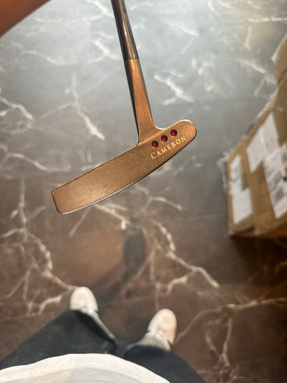 USED Scotty Cameron Pro Platinum Laguna Two putter RH 35” w/cover