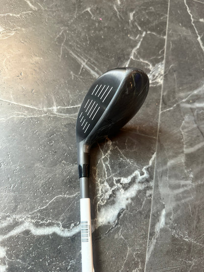 USED Cobra AirX #4 Hybrid 22 Degree RH w/Cover