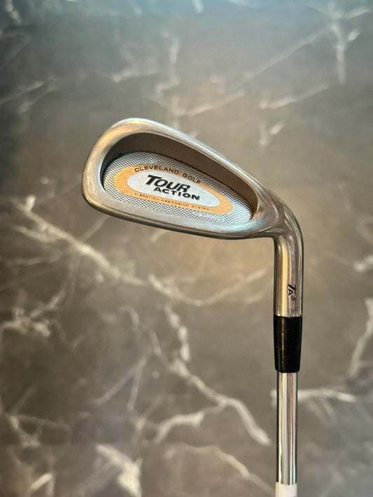 USED Cleveland Tour Action 4 Iron RH