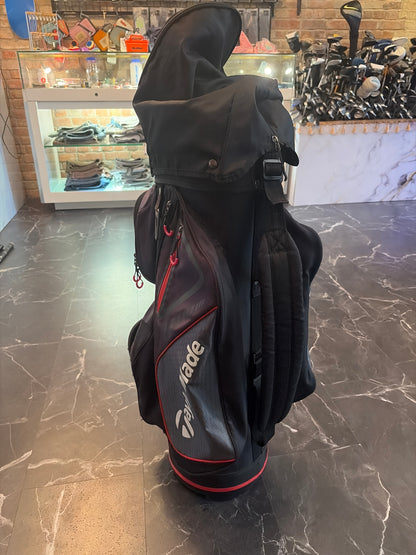 USED TaylorMade Golf Bag Black/Red 14 Hole