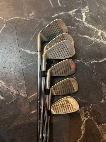 USED John Daly Ti Matrix/Blue Lion Iron Set 6pcs (4,5,6,7,9,P)RH