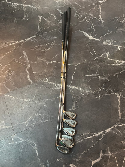 USED John Daly Ti Matrix/Blue Lion Iron Set 6pcs (4,5,6,7,9,P)RH