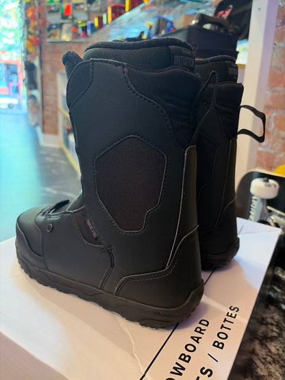 USED Ride Lasso Jr Snowboard Boots Size 3