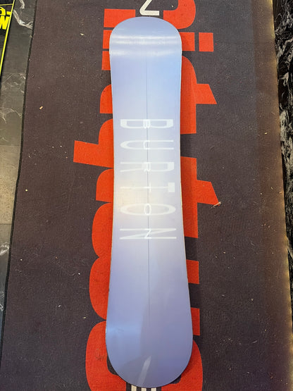 USED Burton Stylus 142 Womens Snowboard