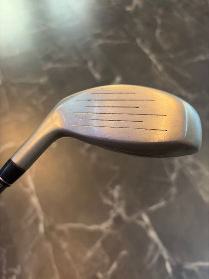 Used Taylormade 4 Rescue 22° Loft RH w/Cover
