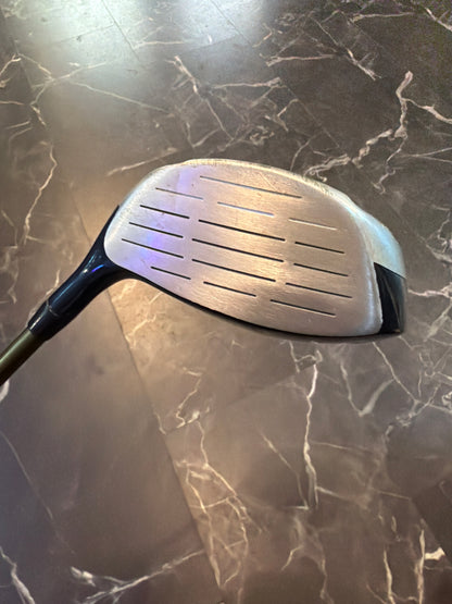 USED UltraLight 320 Driver RH w/Cover