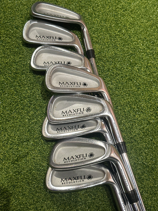Used Maxflo Revolution RH 8 Piece Iron Set (3,4,5,6,7,8,9,PW)