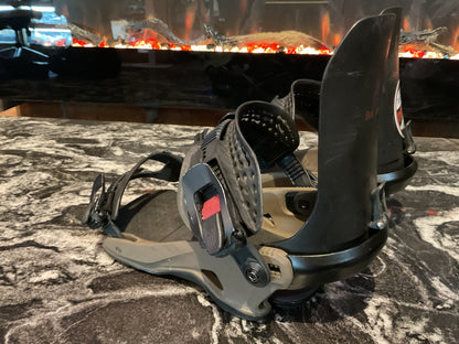 Bataleon - DEMO, Unisex Snowboard Bindings, Fly. Horse. 23/24