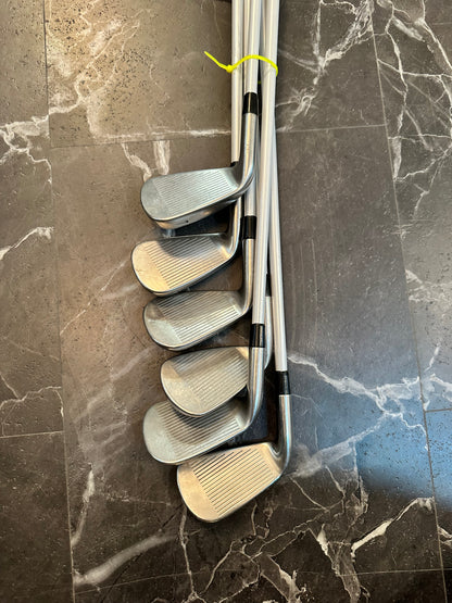 USED Callaway X Hot Pro Iron Set (5,6,7,8,9,P) RH