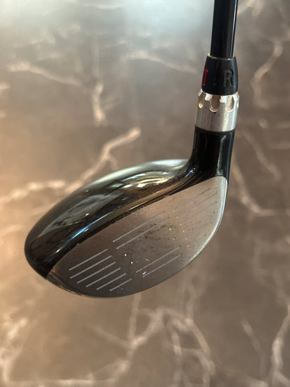 USED Nike Victory Red VR STR8- Fit Tour 4 Wood RH