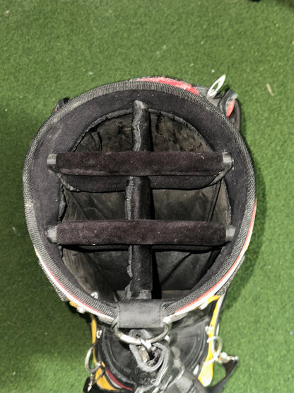 USED TaylorMade R7 Golf Bag