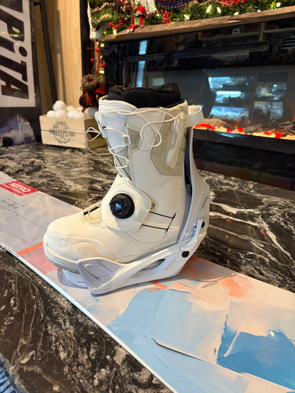 Nitro Womens Snowboard Bundle