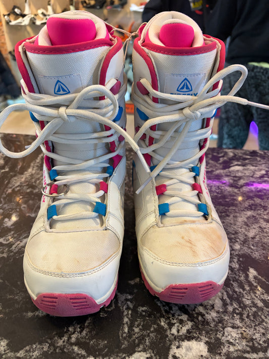 USED Firefly Snowboard boots size-Junior 5