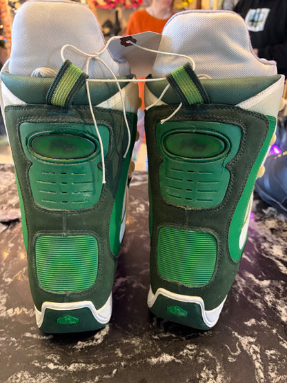 USED Burton Bone Out Boots WMNS 7