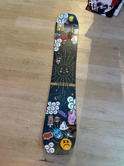 USED Aperture Snowboard The Sun Tarot 147
