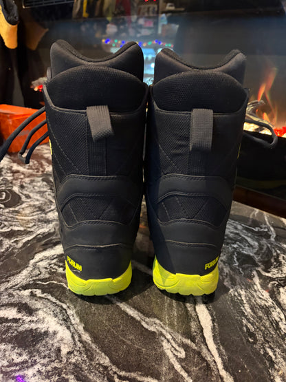 USED Forum Snowboard Boots Size 8