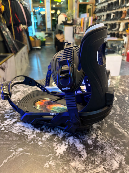 USED Bent Metal Metta Bindings Size Small Mix Match White Black
