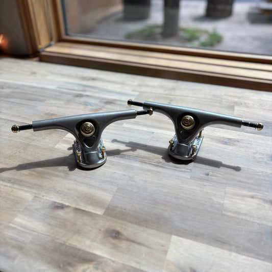 Paris - Longboard Trucks