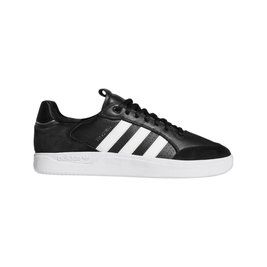 Adidas - Shoes, Tyshawn Low. BLK/WHT/GLD