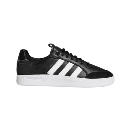 Adidas - Shoes, Tyshawn Low. BLK/WHT/GLD